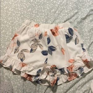 Nanamacs 2 piece crop top and short outfit